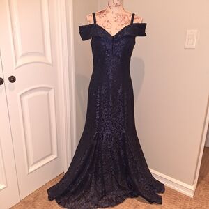 Elegant Navy Blue Off-Shoulder Dress